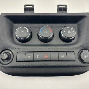 2014-2018 Jeep Wrangler JK Automatic Climate Control w/ Rear Defrost / Black / JK018